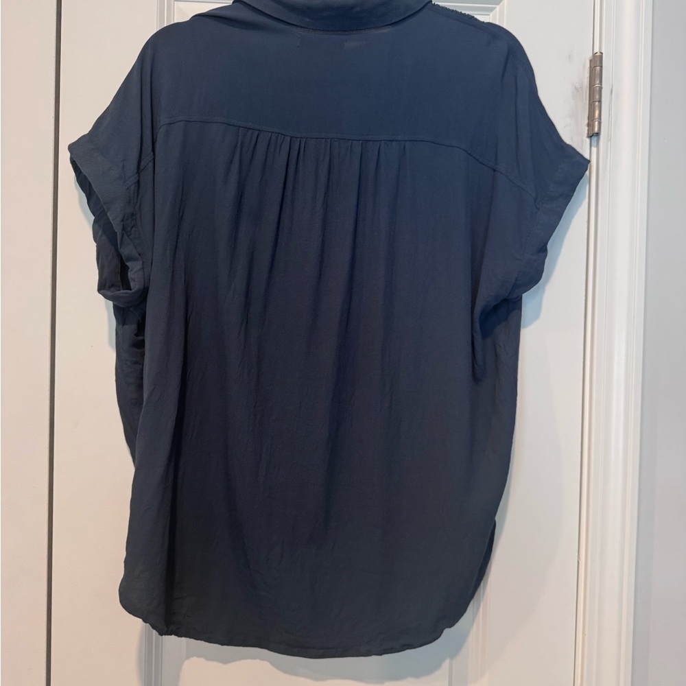 Madewell Central Drapey Shirt in Deepshadow Large - Picture 3 of 6